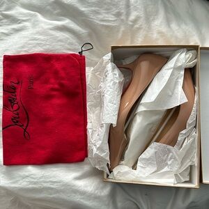 Brand new Christian Louboutin Kate 55 Patent in Nude 38.5